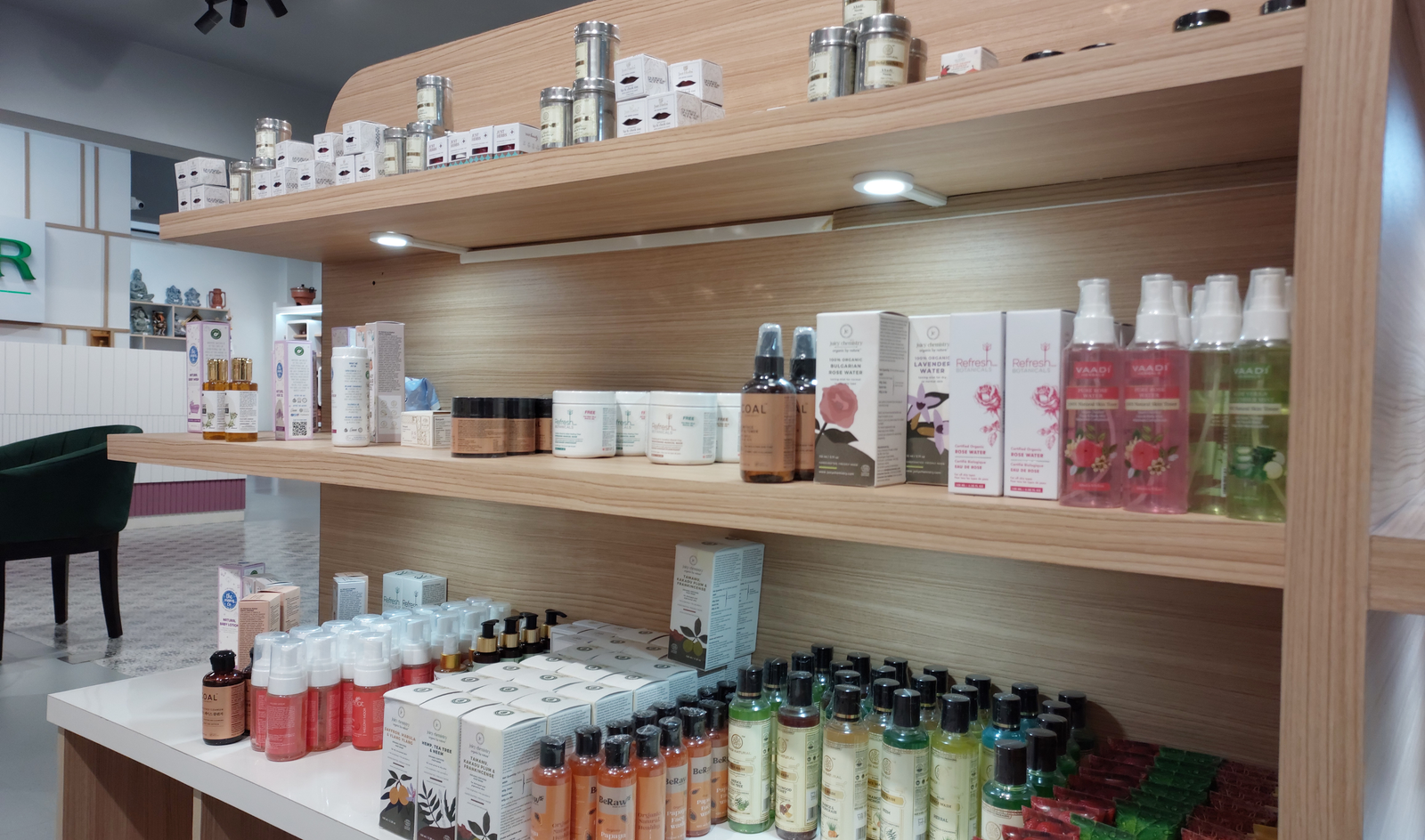 ahor-cosmetics-gallery-1